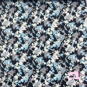 Microfibra Estampada Diseño Jazmín Negro