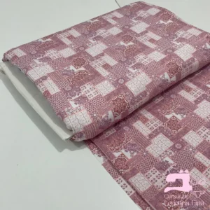 Microfibra Estampada Diseño Muralla Rojo Vino